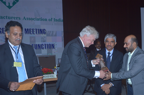 Mr. Atul Ashtekar is presented the award for excellent performance in pollution control.