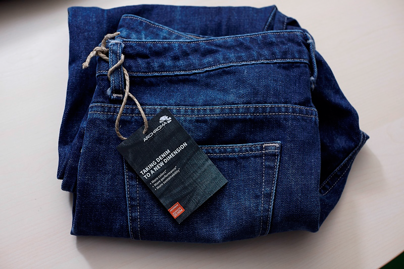 DENIM technology is used with Diresul® RDT blue specialties