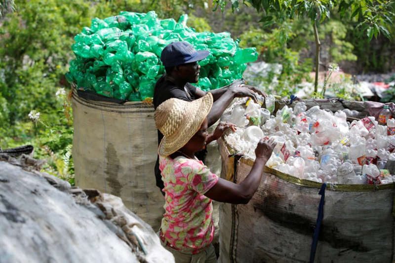 Collection of PET bottles for recycling in Port-au-Prince, Haiti. (Photo: Courtesy of HP)