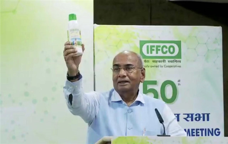 Dr U S Awasthi, MD, IFFCO Introducing world's 1st Nano Urea to farmers across the world in 50th AGM of IFFCO in New Delhi