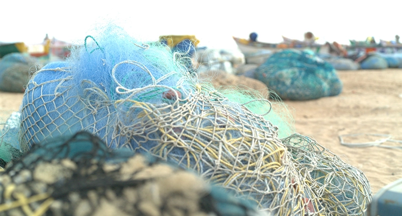 DSM Engineering Materials partners with Samsung Electronics to develop first smartphone made with recycled ocean-bound fishing nets. (Photo: DSM Engineering Materials: DSMPR532)