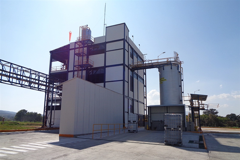 From the field to the plant: Archroma’s indigo plant in Salvatierra, Mexico. (Photo: Archroma)