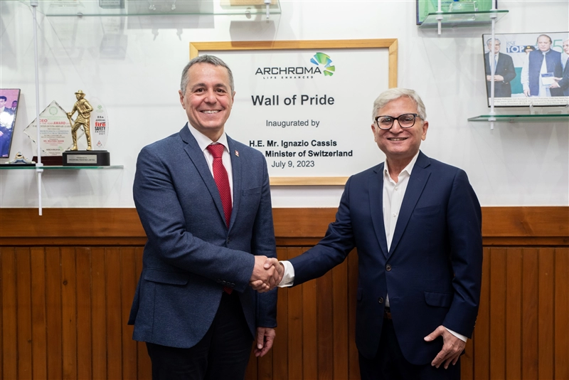 Foreign Minister of Switzerland H.E. Mr. Ignazio Cassis felicitating Mr. Mujtaba Rahim at the inauguration of "Archroma Wall of Pride". (Photo: Archroma)