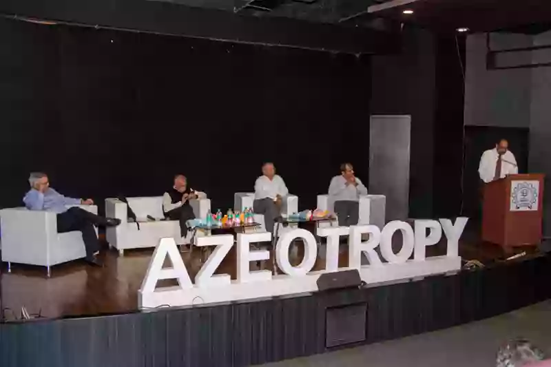 A panel discussion with renowned personalities and Mr. Madhu Vinjamur (Courtesy : AZeotropy)
